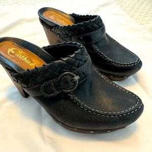 Earthies Black Leather Mules with Braided Detail